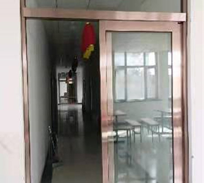 大庆隆升达门业-不锈钢门