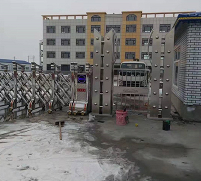 大庆隆升达门业-不锈钢制品