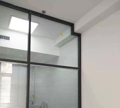 大庆隆升达门业-办公隔断